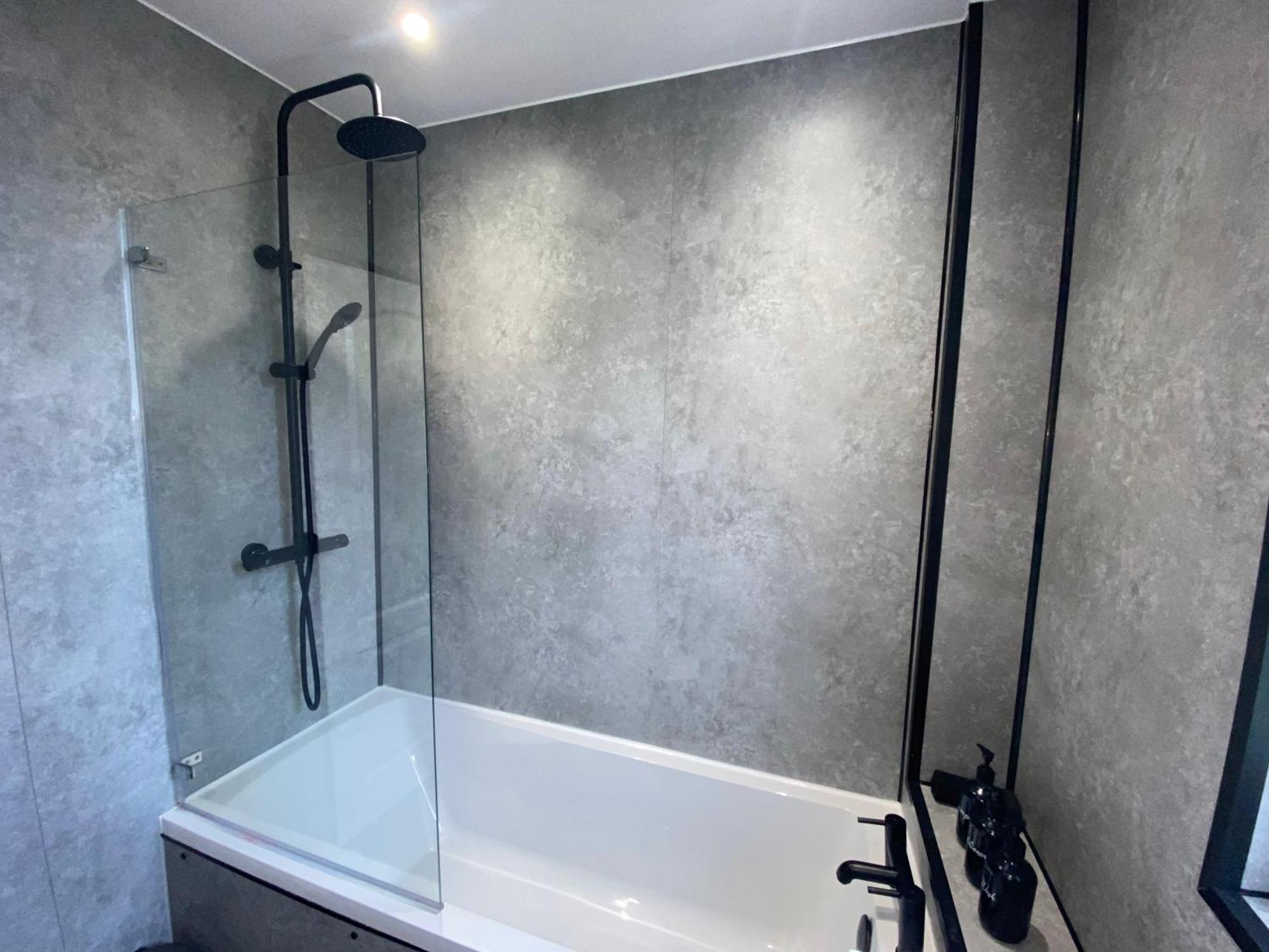 Glasgow Apartment Close To The Airport Renfrew Exteriör bild