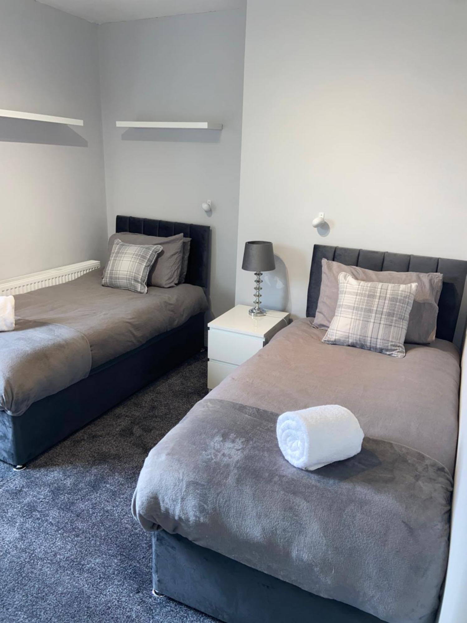 Glasgow Apartment Close To The Airport Renfrew Exteriör bild