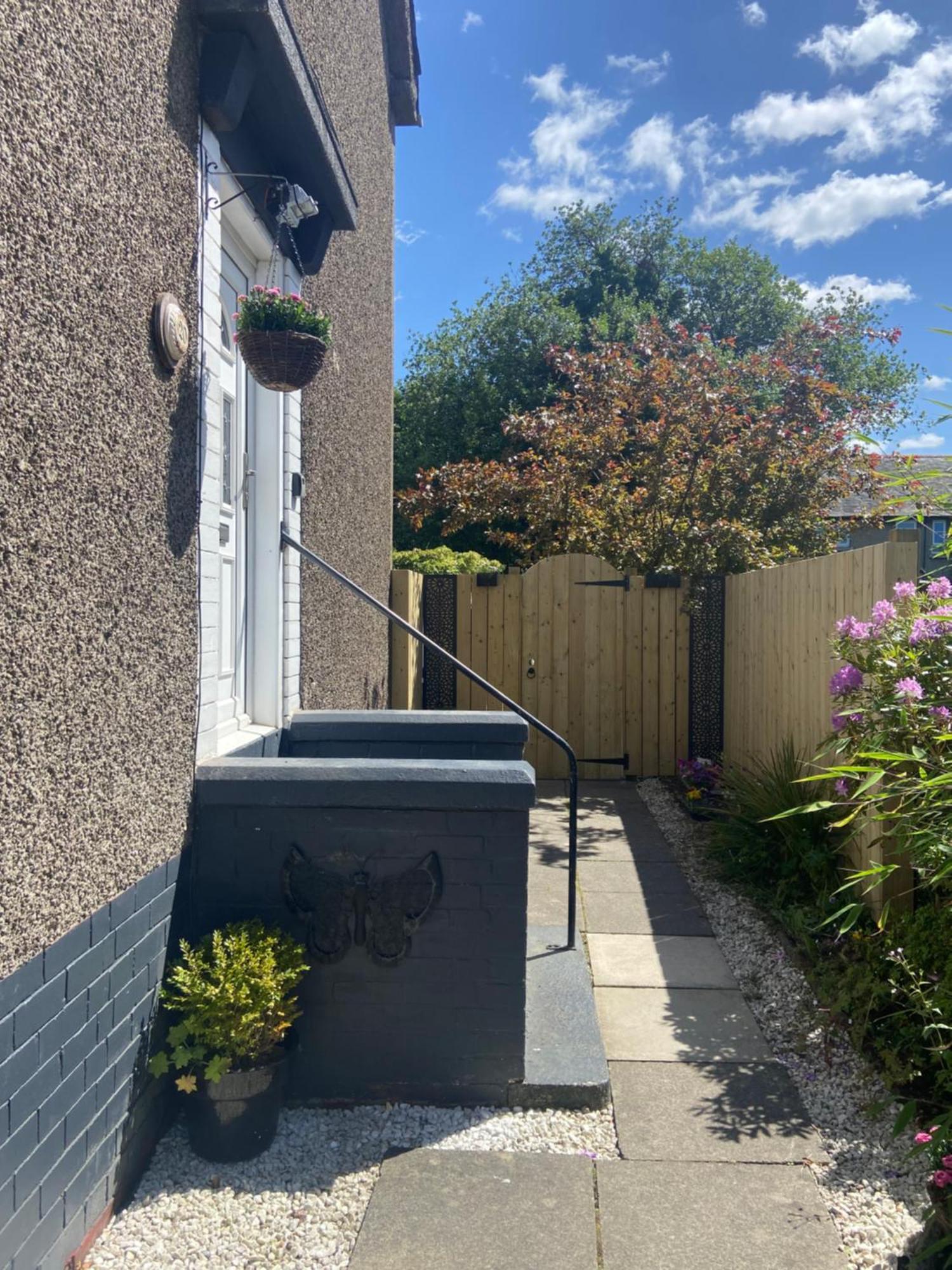 Glasgow Apartment Close To The Airport Renfrew Exteriör bild